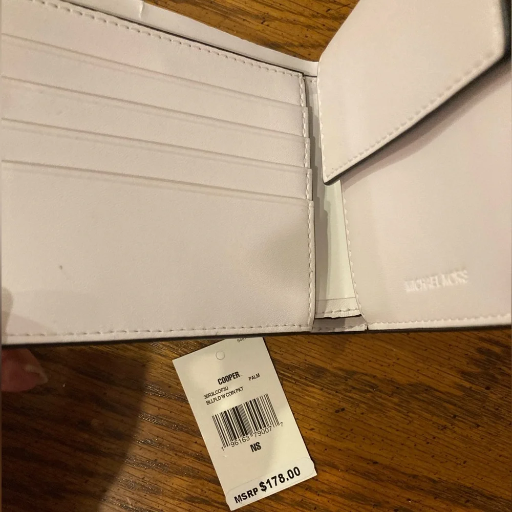 Michael Kors Cooper Bifold Wallet - NWT MSRP $178